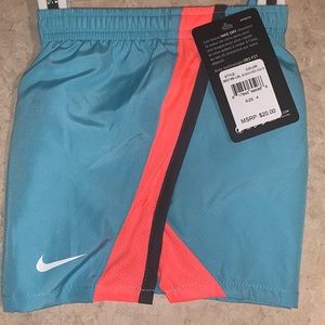 NWT Nike shorts 4T